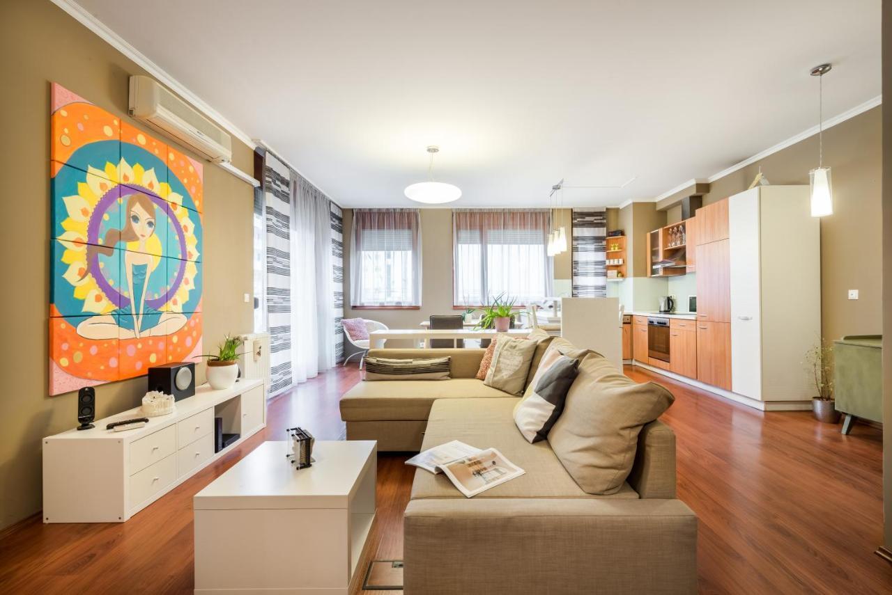 Apartment Downtown Karpat 9 Budapest Ngoại thất bức ảnh