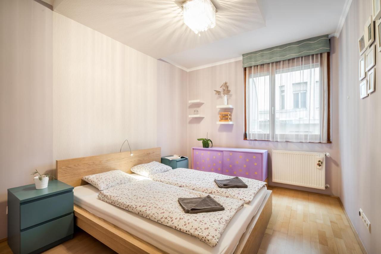 Apartment Downtown Karpat 9 Budapest Ngoại thất bức ảnh